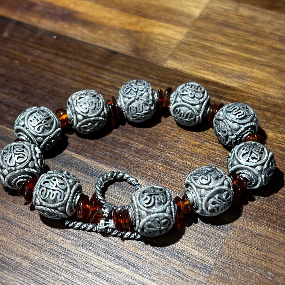 Beautiful Silver and Amber Beaded Bracelet